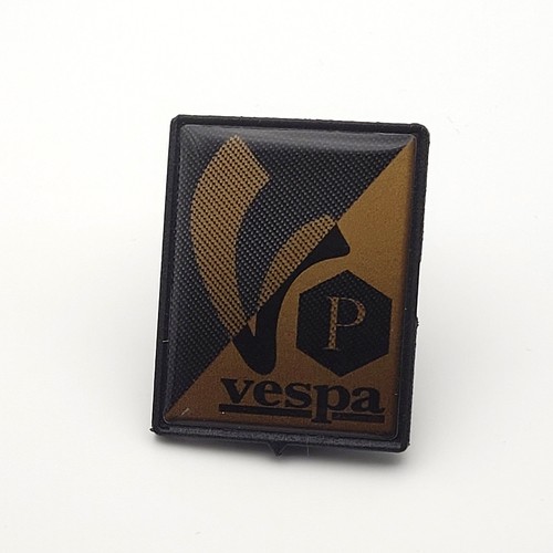 Vespa emblema cascata adesivo