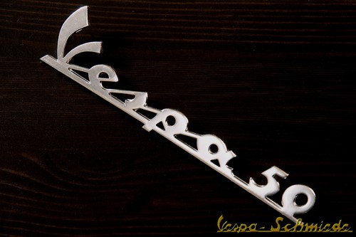 Stemma vespa scritta - vespa,
