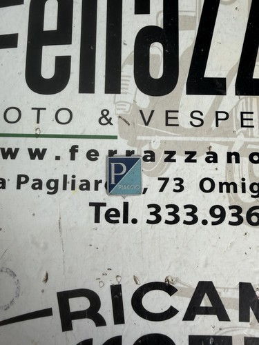 Vespa stemma badge - 50,